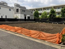 【東京都/杉並区高井戸西】杉並区高井戸西二丁目　新築戸建2号棟 現地（建築前）：中央（全3区画）

