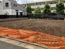 【東京都/杉並区高井戸西】杉並区高井戸西二丁目　新築戸建2号棟 現地（建築前）：中央（全3区画）
