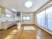 【東京都/中野区大和町】中野区大和町四丁目　中古戸建 リビング・ダイニング