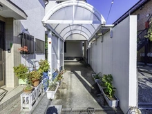 【東京都/杉並区高円寺南】杉並区高円寺南5丁目　戸建 アプローチ