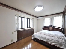 【千葉県/浦安市舞浜】浦安市舞浜二丁目　中古戸建 洋室：洋室８帖（洋室12帖に面した方）