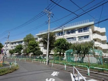 【東京都/世田谷区上祖師谷】世田谷区上祖師谷7丁目中古戸建 区立上祖師谷中学校（現地より約120m）