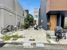 【東京都/杉並区井草】杉並区井草5丁目　中古戸建 駐車場：写真中央部より右手側が対象地