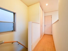 【大阪府/豊中市宝山町】豊中市宝山町　中古戸建 廊下