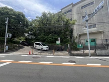 【大阪府/豊中市上野東】豊中市上野東 上野小学校（現地より約320m）