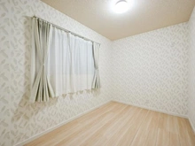 【大阪府/豊中市春日町】豊中市春日町2丁目　中古戸建 サービスルーム（納戸）：1階北西側納戸部分