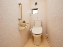 【大阪府/池田市渋谷】池田市渋谷一丁目　中古戸建 トイレ：2階部分トイレ