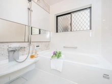 【大阪府/豊中市小曽根】豊中市小曽根四丁目　中古戸建 浴室