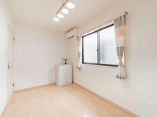 【大阪府/豊中市小曽根】豊中市小曽根四丁目　中古戸建 洋室