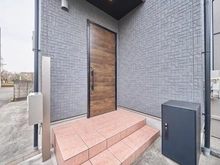 【東京都/練馬区西大泉】練馬区西大泉1丁目中古戸建 玄関