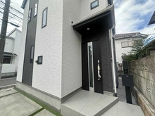 【東京都/練馬区東大泉】練馬区東大泉3丁目新築戸建 玄関