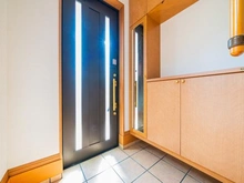 【東京都/東久留米市中央町】東久留米市中央町2丁目中古戸建 玄関