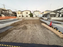 【東京都/西東京市中町】西東京市中町5丁目新築戸建4号棟 現地（建築前）：全6棟　／　右から3番目