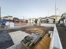 【東京都/西東京市中町】西東京市中町5丁目新築戸建6号棟 現地（建築前）：全6棟　／　右から1番目