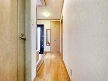 【埼玉県/新座市栄】新座市栄4丁目中古戸建 廊下