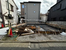 【東京都/文京区大塚】文京区大塚六丁目　新築戸建 建築中の外観