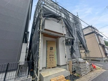 【埼玉県/さいたま市北区日進町】さいたま市北区日進町2丁目　新築戸建 建築中の外観