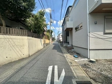 【埼玉県/さいたま市北区日進町】さいたま市北区日進町2丁目　新築戸建 前面道路
