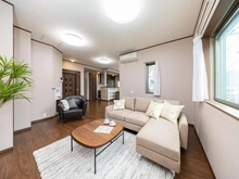 【埼玉県/さいたま市見沼区東大宮】さいたま市見沼区東大宮5丁目　中古戸建 リビング・ダイニング：※家具・調度品等は販売価格に含まれておりません