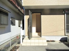 【東京都/立川市若葉町】立川市若葉町3丁目　戸建 玄関