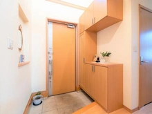 【神奈川県/川崎市宮前区菅生】川崎市宮前区菅生3丁目　戸建 玄関