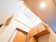 【神奈川県/川崎市宮前区菅生】川崎市宮前区菅生3丁目　戸建 玄関