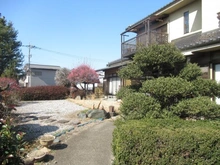 【東京都/武蔵村山市中央】武蔵村山市中央2丁目　戸建 アプローチ