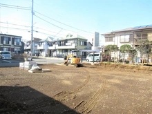 【東京都/武蔵村山市学園】武蔵村山市学園4丁目　新築戸建　A号棟 現地（建築前）：全2棟現場　奥側区画