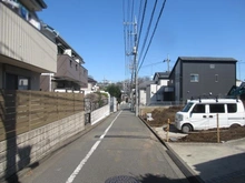 【東京都/調布市東つつじケ丘】調布市東つつじヶ丘2丁目　新築戸建　1号棟 前面道路
