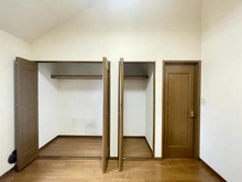 【東京都/八王子市台町】八王子市台町4丁目　戸建 収納：洋室（約6帖）部分