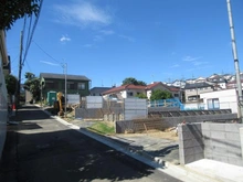 【神奈川県/川崎市多摩区生田】グランエクセラ生田4丁目　新築戸建　4号棟 建築中の外観：全5区画
