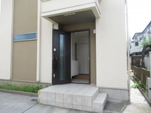 【神奈川県/相模原市南区相南】相模原市南区相南2丁目　戸建 玄関