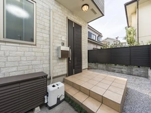 【東京都/日野市大字日野】日野市大字日野　戸建 玄関