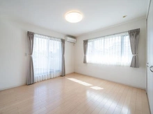 【東京都/八王子市鑓水】プラウドシーズン南大沢 洋室