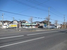 【東京都/羽村市神明台】羽村市神明台3丁目 医院併用戸建 ファミリーマート 羽村富士見平店(現地より約60m)