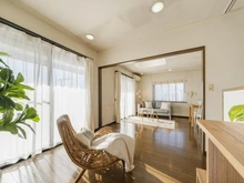 【東京都/立川市若葉町】立川市若葉町3丁目　戸建 リビング・ダイニング：※家具、調度品は販売価格に含まれません。