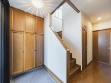 【東京都/立川市若葉町】立川市若葉町3丁目　戸建 玄関