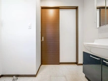 【埼玉県/所沢市上新井】所沢市上新井五丁目　中古戸建 洗面室