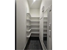 【東京都/文京区本駒込】文京区本駒込二丁目　新築戸建 シューズインクローゼット