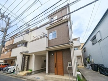 【東京都/北区上中里】北区上中里三丁目　中古戸建 外観：写真中央