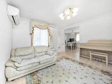 【東京都/文京区本駒込】文京区本駒込六丁目　中古戸建 リビング・ダイニング