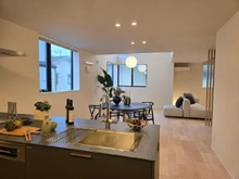 【東京都/文京区本駒込】文京区本駒込二丁目　新築戸建 リビング・ダイニング：※家具・調度品は販売価格に含まれておりません