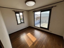 【大阪府/堺市西区浜寺昭和町】堺市西区浜寺昭和町1丁　中古戸建 洋室：2階東側約6.0帖