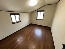 【大阪府/堺市西区浜寺昭和町】堺市西区浜寺昭和町1丁　中古戸建 サービスルーム（納戸）：2階約6.0帖