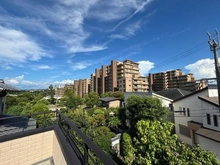 【大阪府/枚方市香里ケ丘】枚方市香里ケ丘2丁目　中古戸建 バルコニー