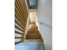 【東京都/品川区二葉】品川区二葉2丁目 戸建 室内：階段