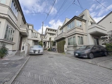 【東京都/品川区旗の台】ファインコート洗足 前面道路：対象物件は右奥