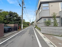 【東京都/杉並区松庵】プラウドシーズン西荻窪 前面道路