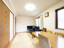 【東京都/北区赤羽西】北区赤羽西6丁目　中古戸建 ダイニング：二面採光、約7.5帖のダイニング（2階部分）