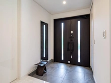 【東京都/大田区田園調布】大田区田園調布5丁目　中古戸建 玄関